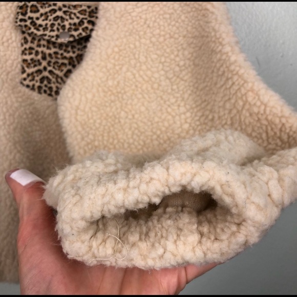 Shein- Teddy Leopard Faux Sherpa Button Up Jacket - Picture 13 of 15
